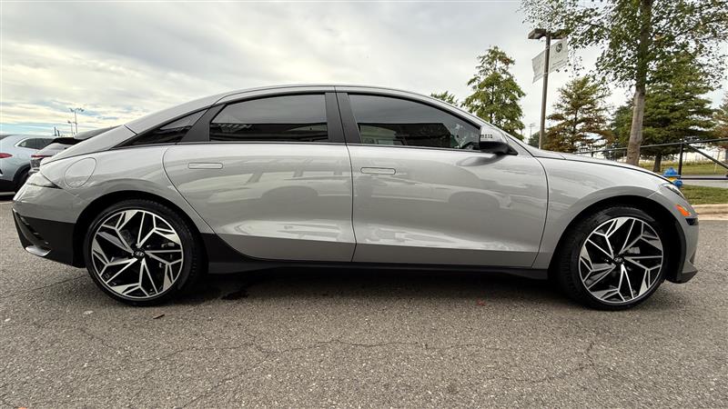 2023 Hyundai Ioniq 6 SEL photo 7