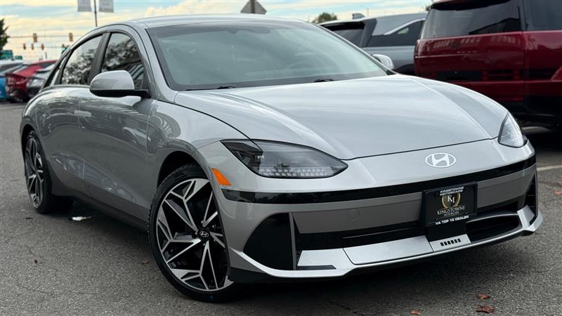 2023 Hyundai Ioniq 6 SEL photo 8