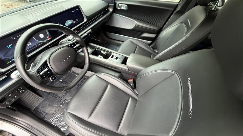 2023 Hyundai Ioniq 6 SEL photo 9