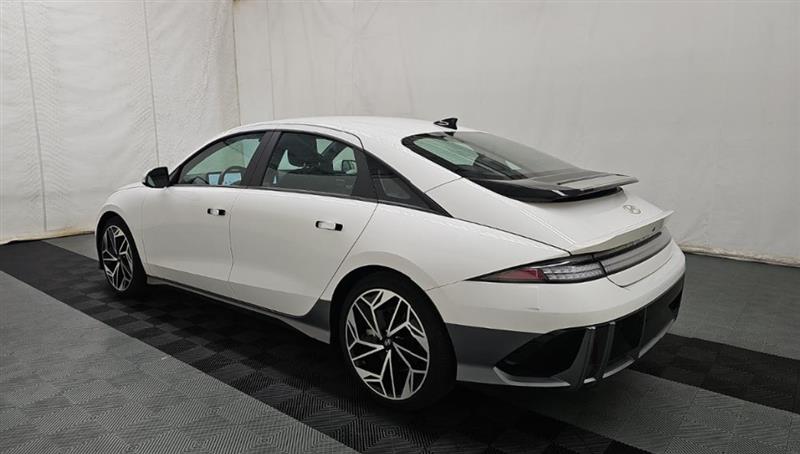 2023 Hyundai Ioniq 6 SEL photo 6