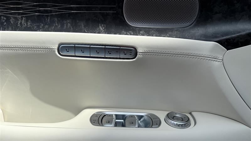 2024 Genesis G90 3.5T E-Supercharger photo 10