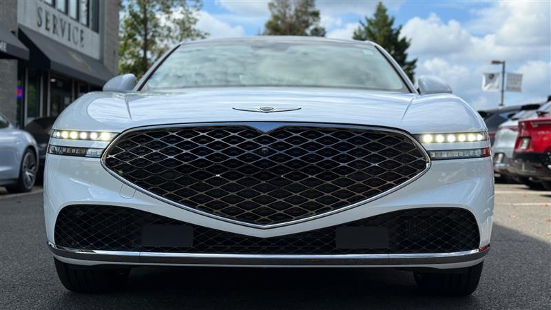 2024 Genesis G90 3.5T E-Supercharger photo 2
