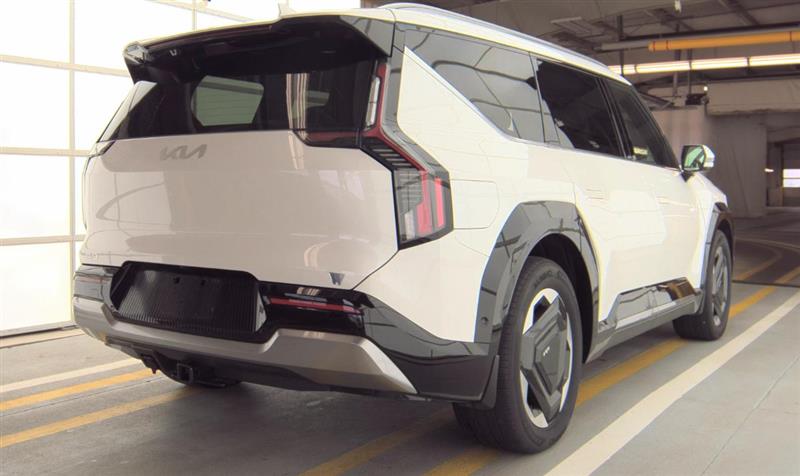 2024 Kia EV9 Land photo 4