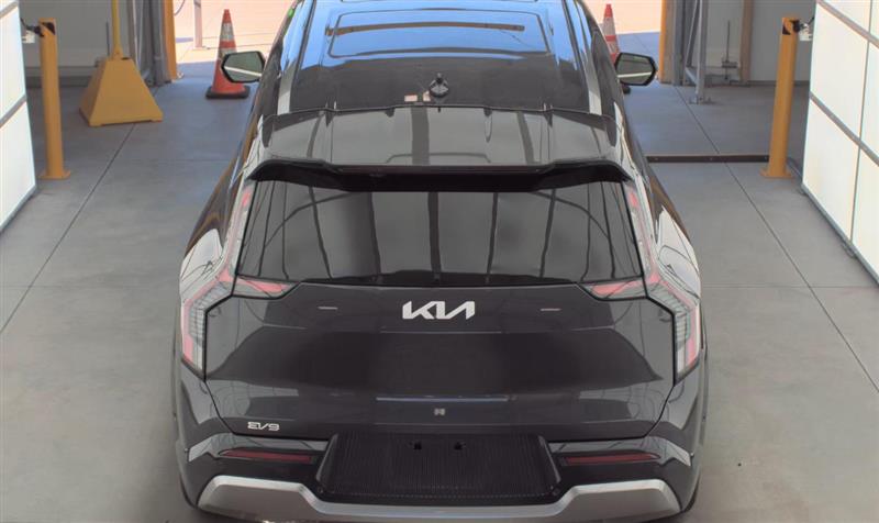 2024 Kia EV9 Land photo 4