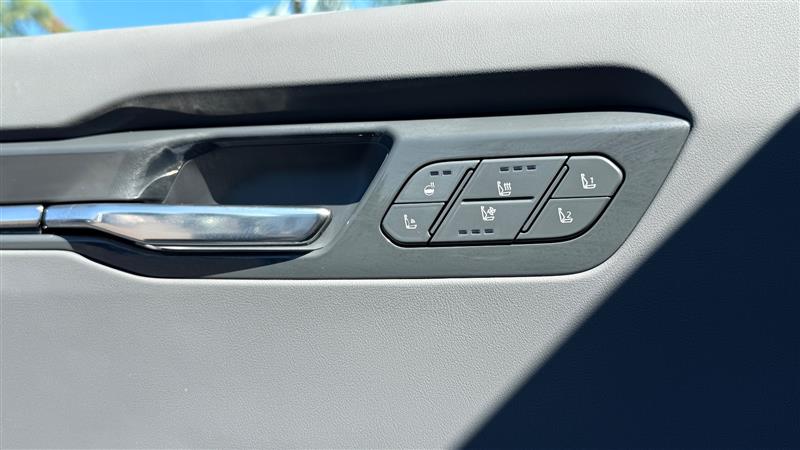 2024 Kia EV9 GT-Line photo 10
