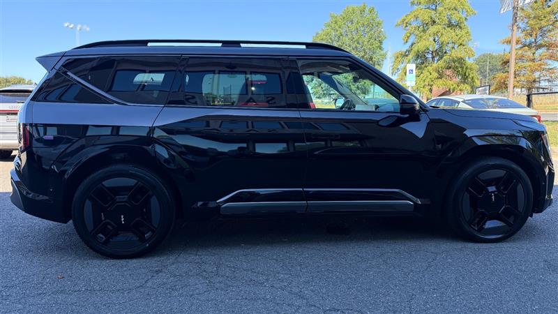2024 Kia EV9 GT-Line photo 5