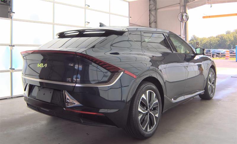 2023 Kia EV6 Wind photo 4