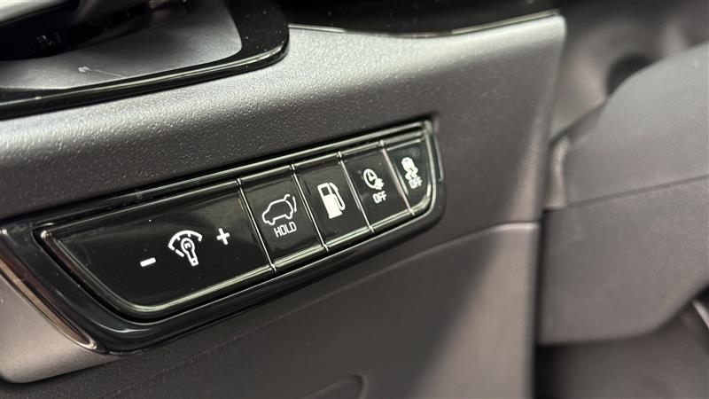 2024 Kia Niro Plug-In Hybrid SX Touring photo 12