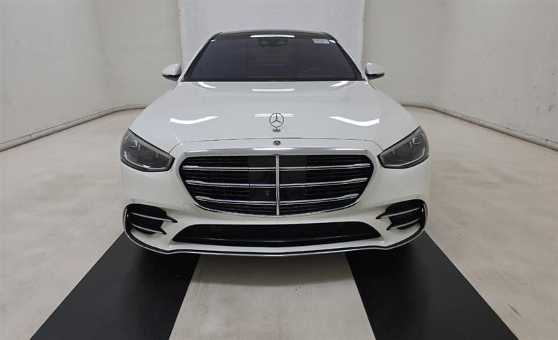 2021 Mercedes Benz S 580 photo 2