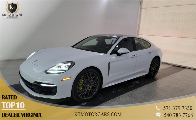 2023 Porsche Panamera 4 E-Hybrid's photo