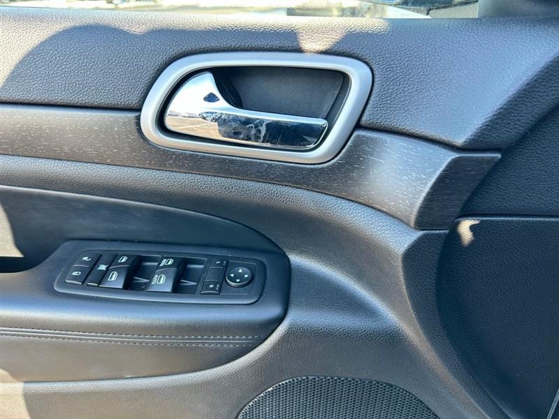 2017 JEEP GRAND CHEROKEE Altitude