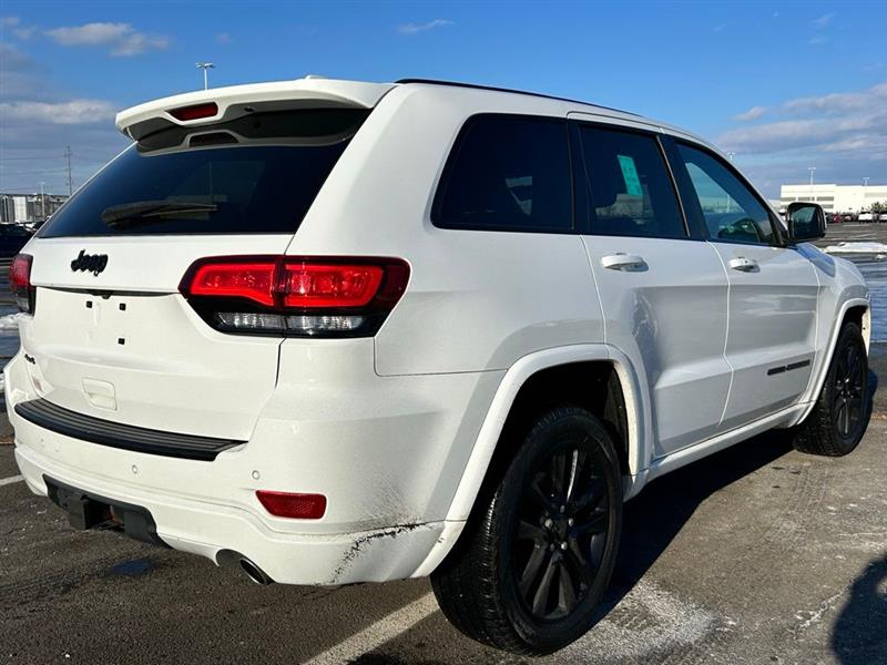 2017 JEEP GRAND CHEROKEE Altitude