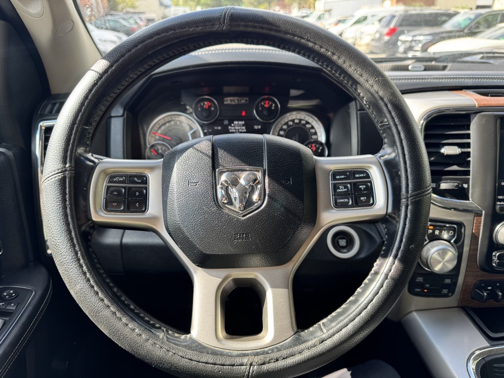 2018 Ram 1500 Laramie photo 19