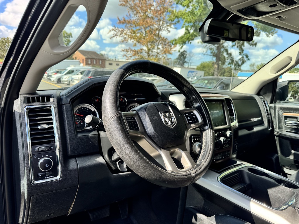 2018 Ram 1500 Laramie photo 5