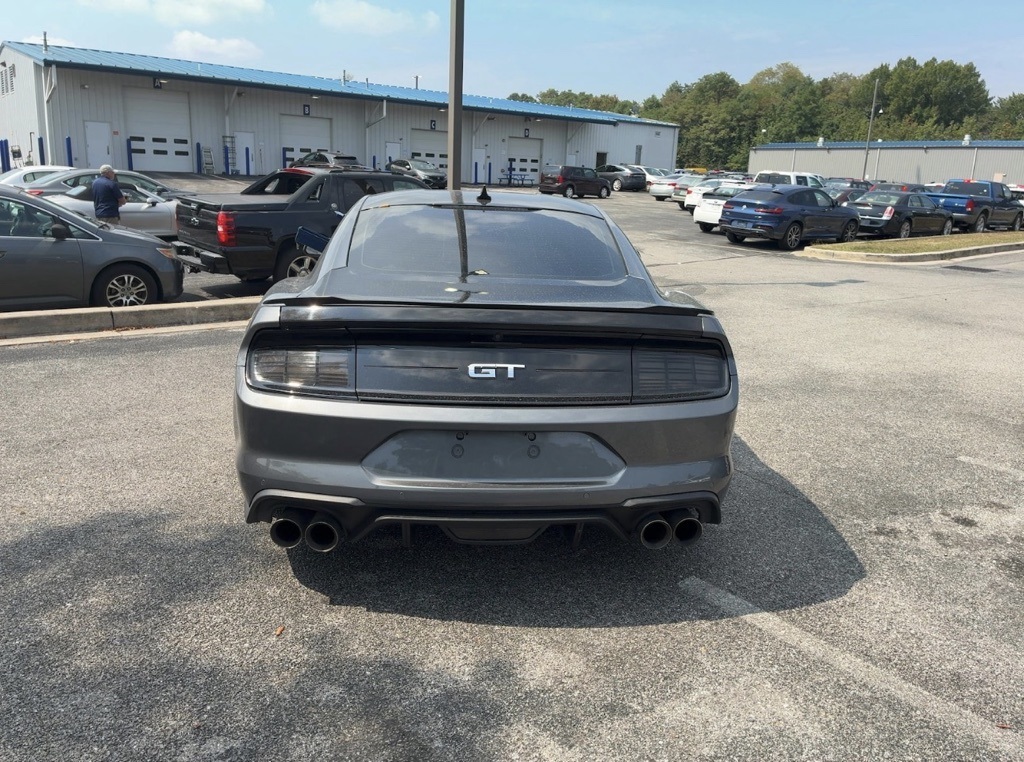 2022 Ford Mustang GT photo 6