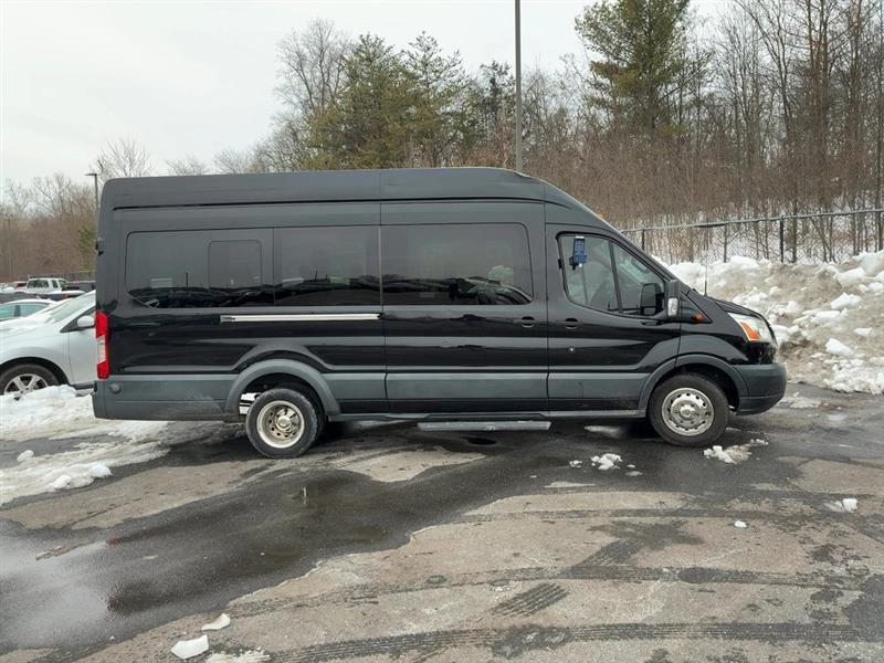 2017 FORD TRANSIT WAGON XLT- 15 PASSENGER