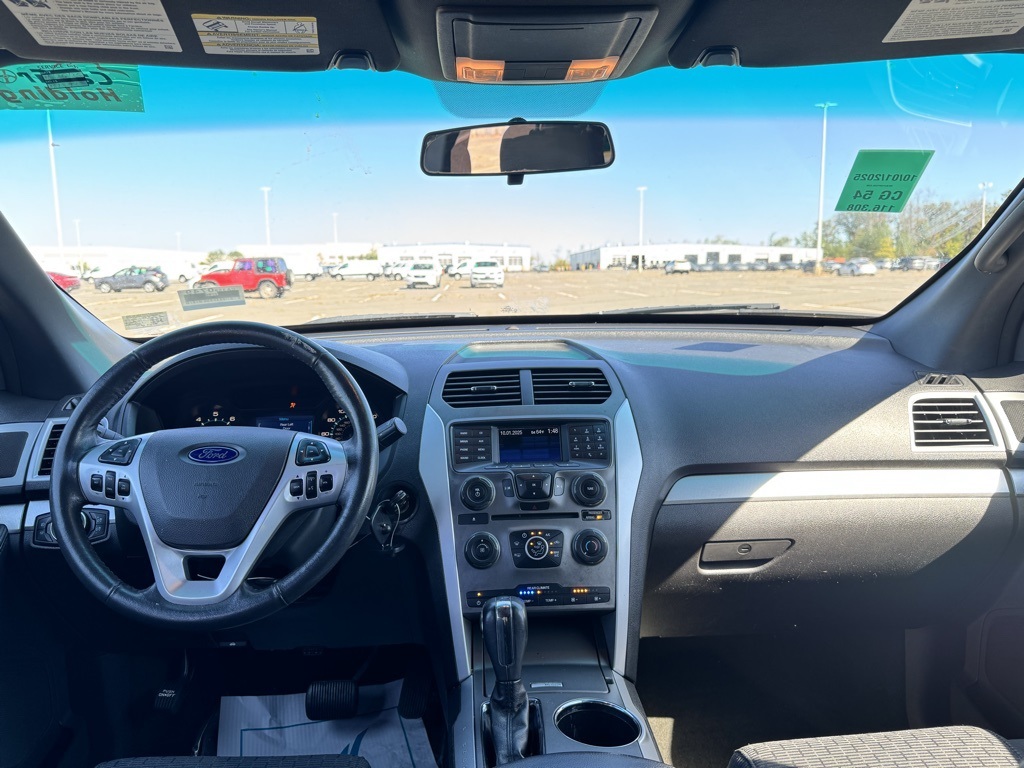 2014 Ford Explorer XLT photo 19