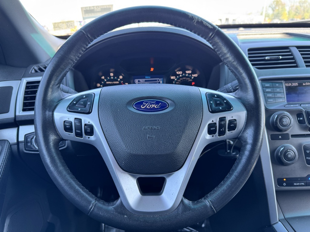 2014 Ford Explorer XLT photo 22