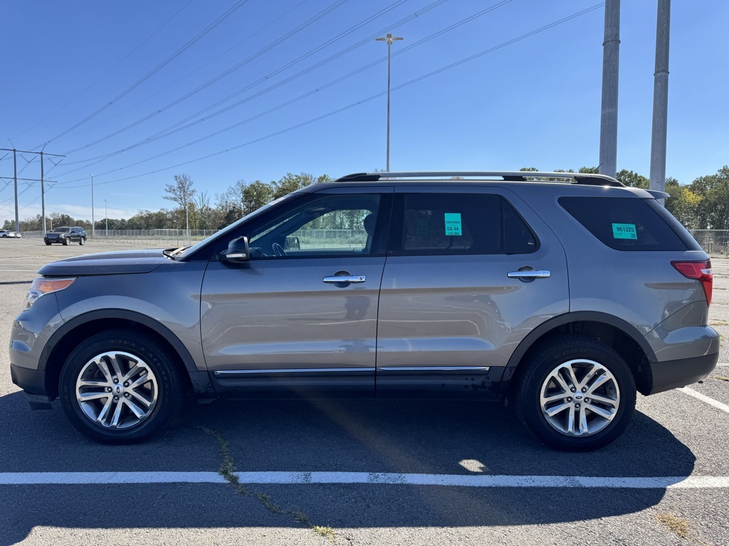 2014 Ford Explorer XLT photo 5