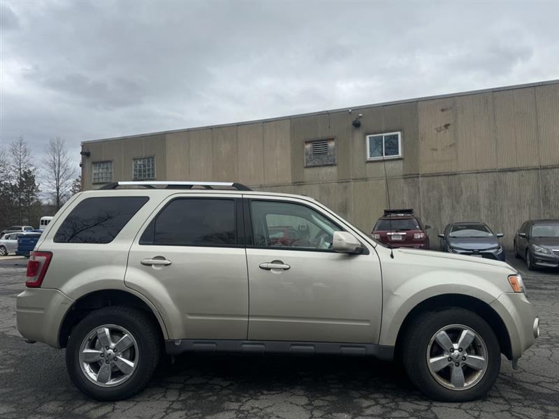 2011 FORD ESCAPE LIMITED