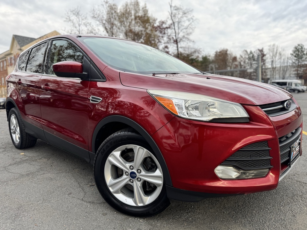 2014 Ford Escape SE's photo