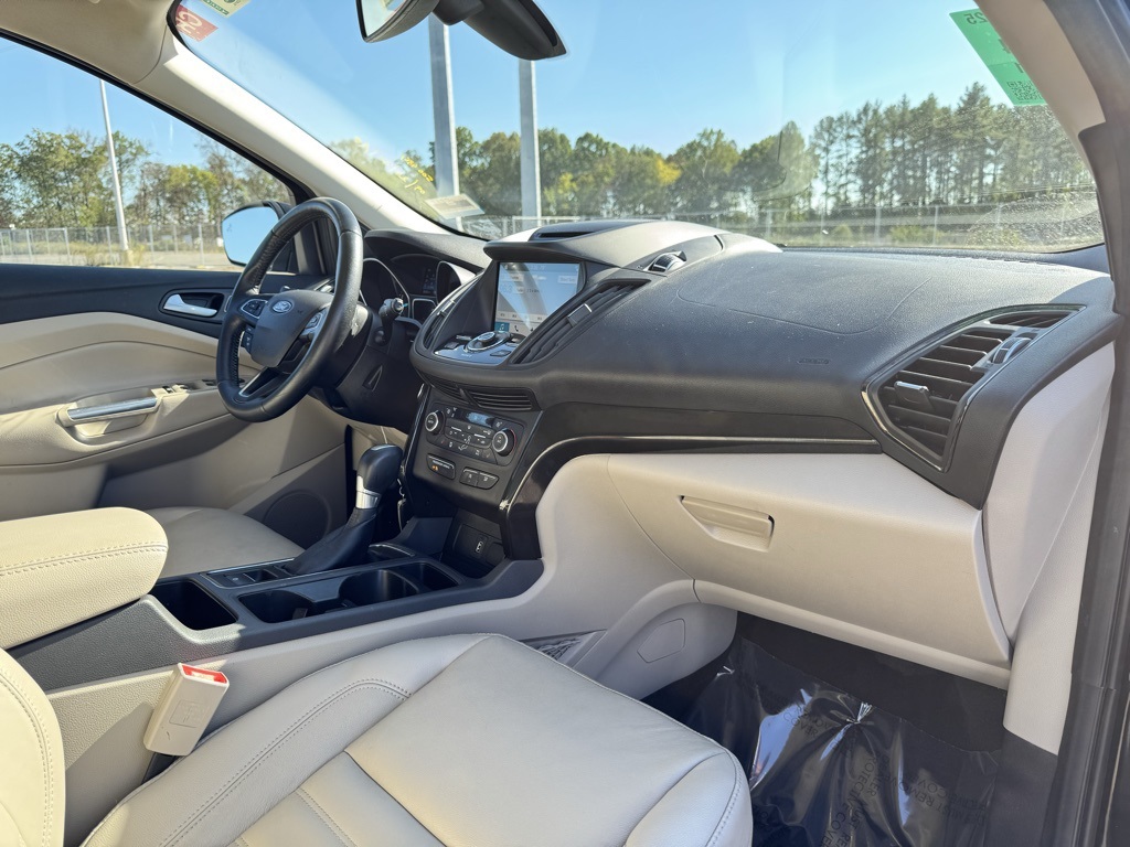 2017 Ford Escape Titanium photo 10