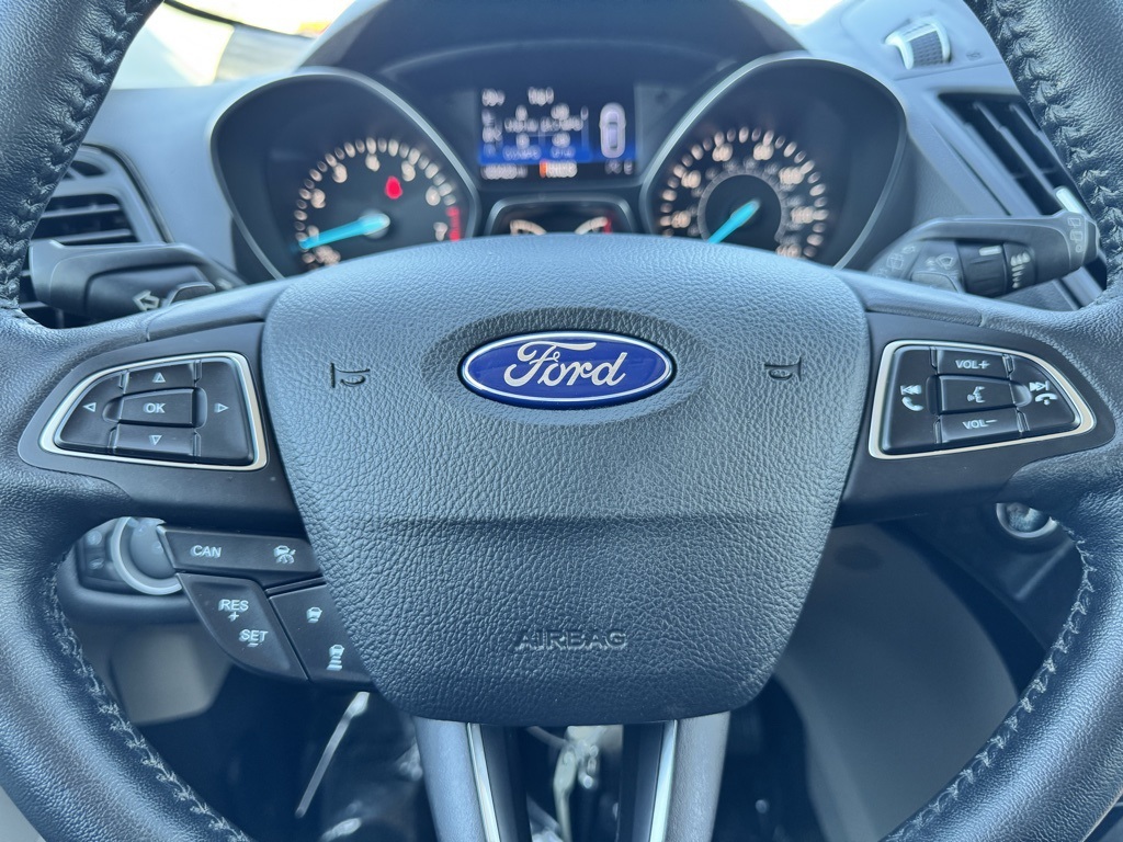2017 Ford Escape Titanium photo 24