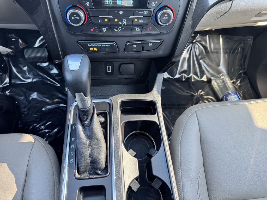 2017 Ford Escape Titanium photo 27