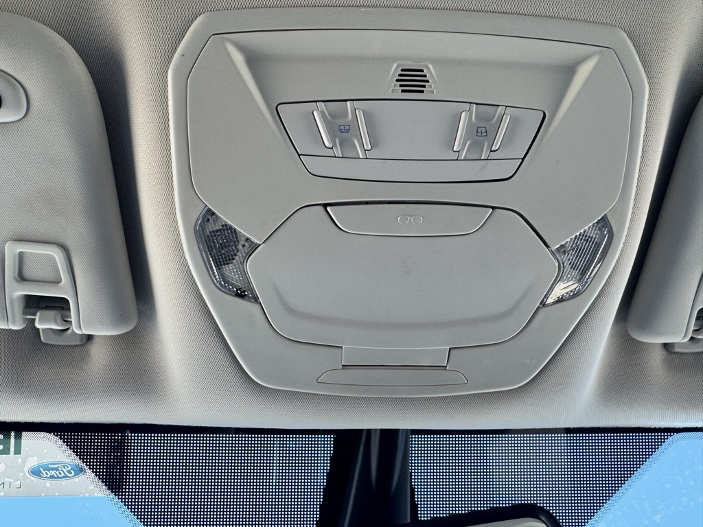 2017 Ford Escape Titanium photo 29
