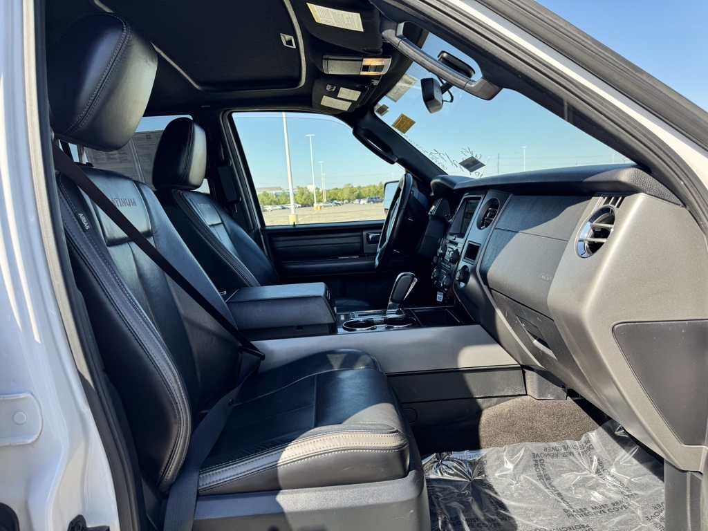 2016 Ford Expedition Platinum photo 13