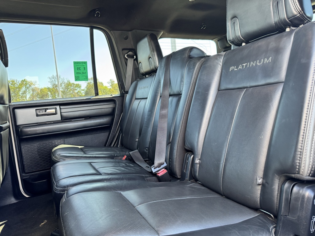 2016 Ford Expedition Platinum photo 15