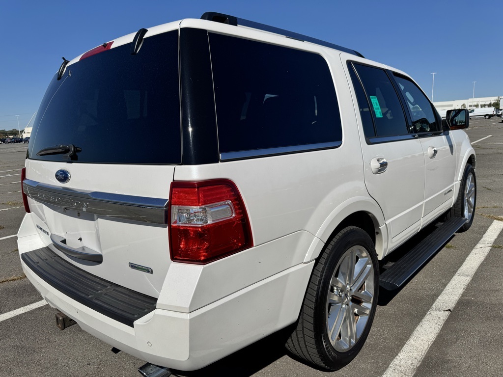 2016 Ford Expedition Platinum photo 4