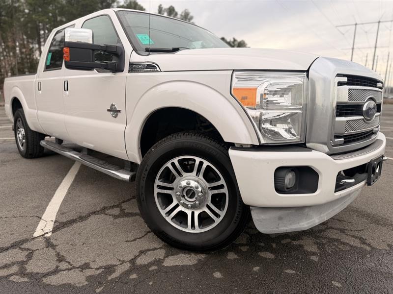 2013 FORD SUPER DUTY F-250 SRW LARIAT