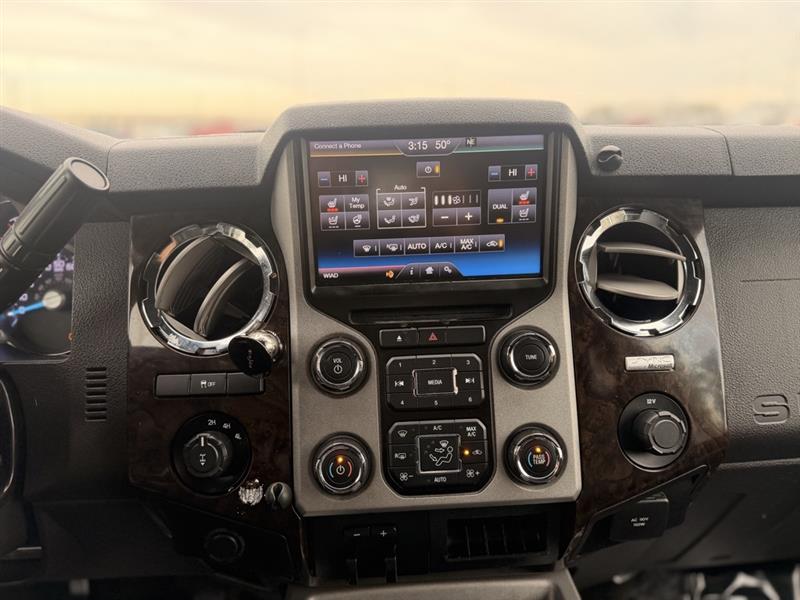 2013 FORD SUPER DUTY F-250 SRW LARIAT