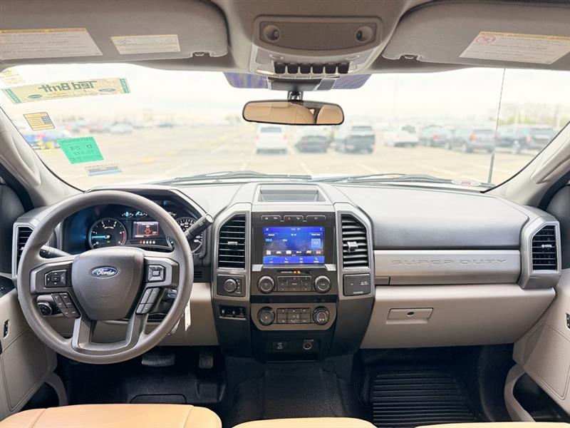 2022 FORD SUPER DUTY F-350 DRW LARIAT