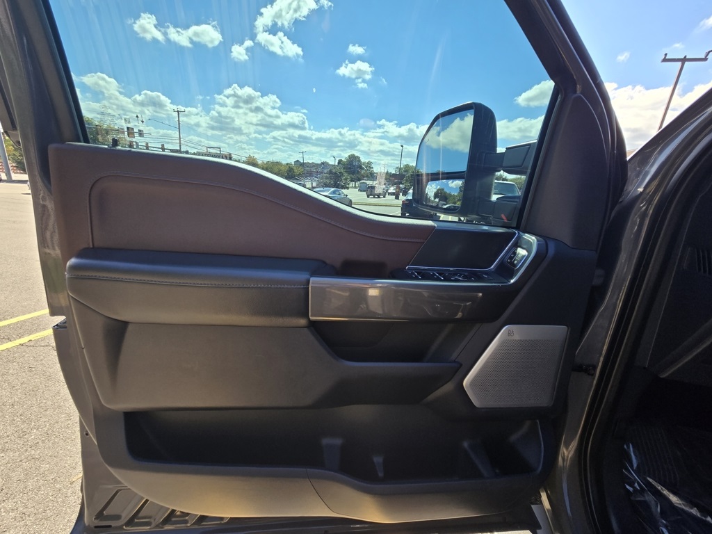 2021 Ford F-150 Lariat photo 7