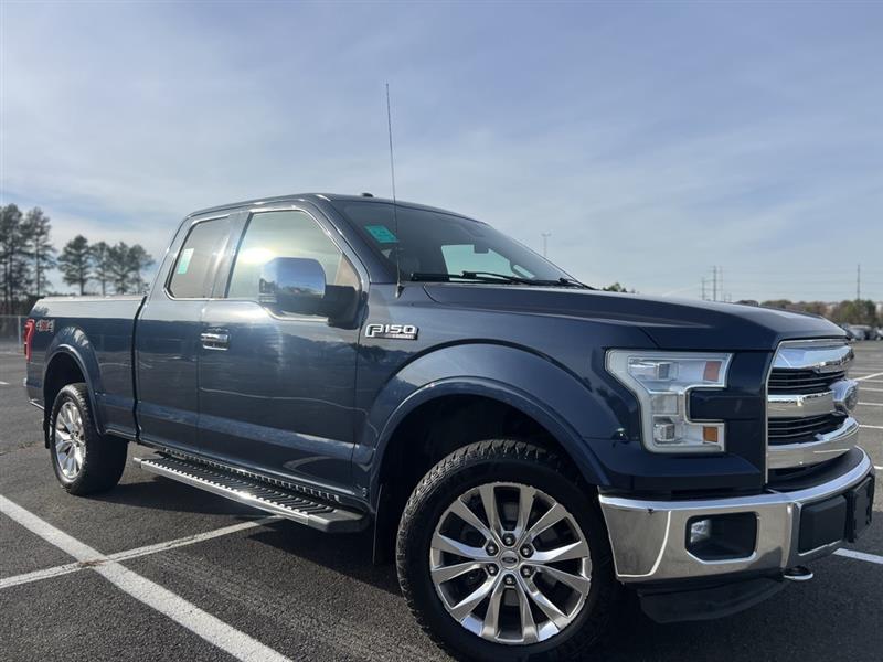 2015 FORD F-150 LARIAT