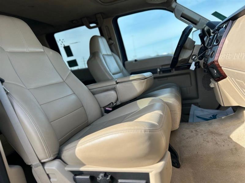 2010 FORD SUPER DUTY F-350 SRW LARIAT