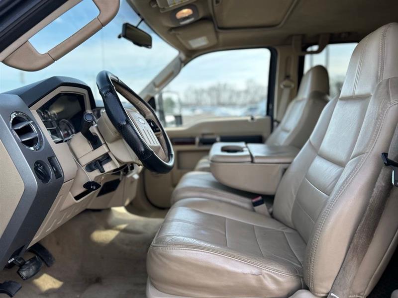 2010 FORD SUPER DUTY F-350 SRW LARIAT