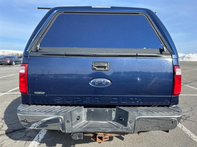 2010 FORD SUPER DUTY F-350 SRW LARIAT