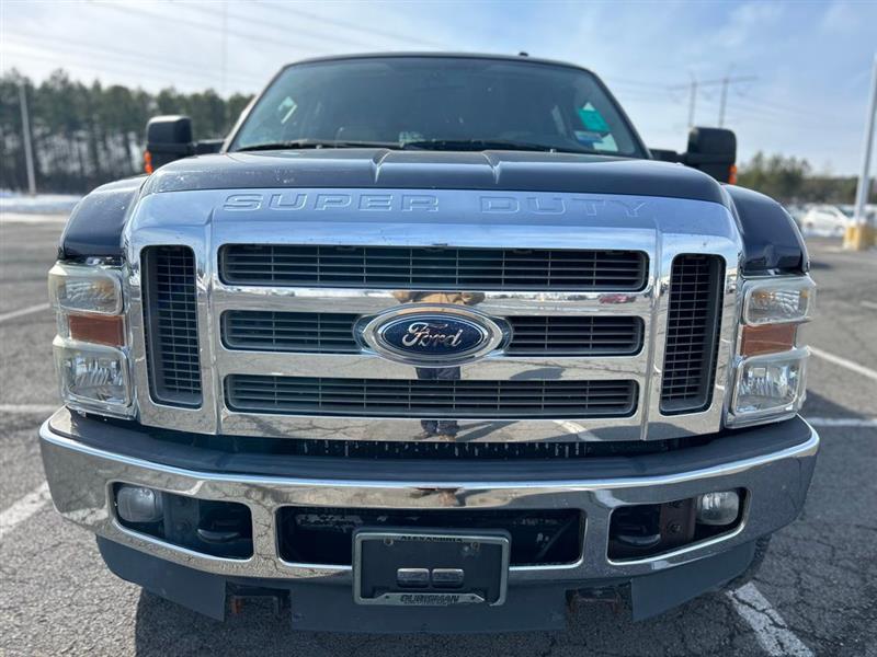 2010 FORD SUPER DUTY F-350 SRW LARIAT