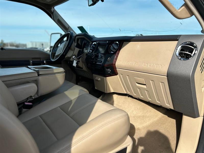 2010 FORD SUPER DUTY F-350 SRW LARIAT