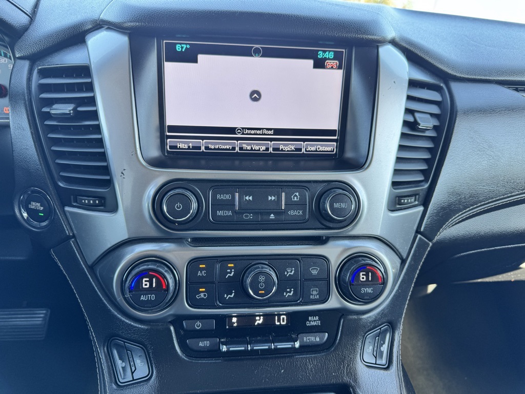 2016 Chevrolet Suburban LT photo 26