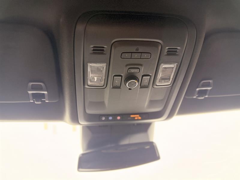 2022 CADILLAC ESCALADE ESV LUXURY