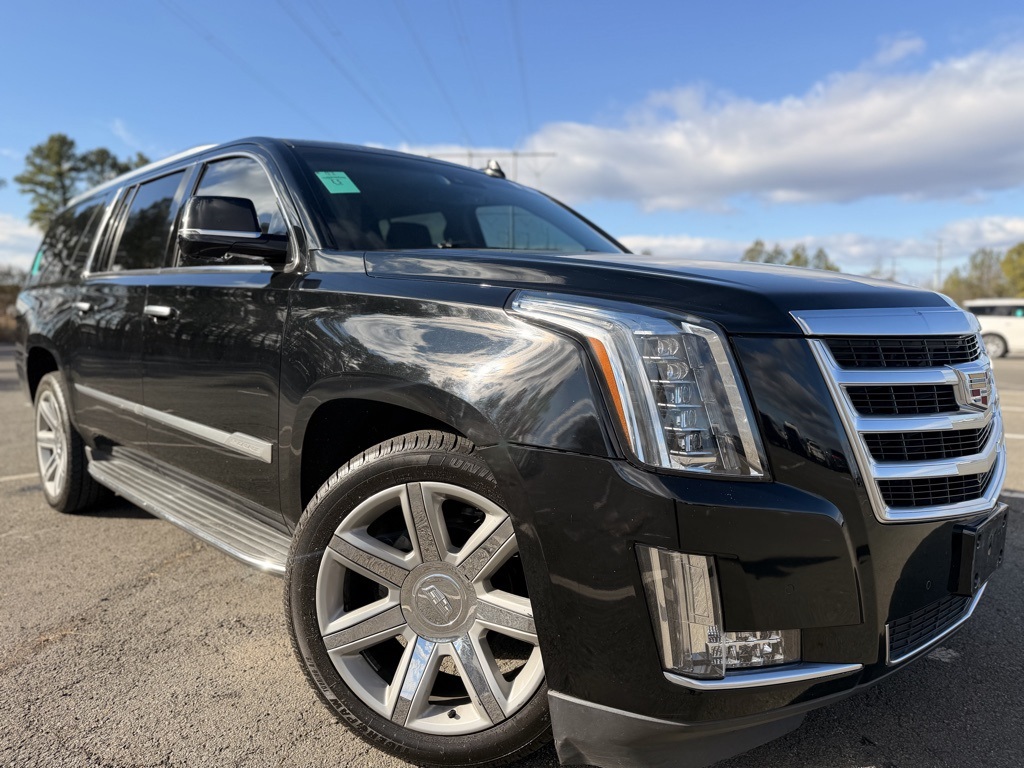 2015 Cadillac Escalade ESV Luxury's photo