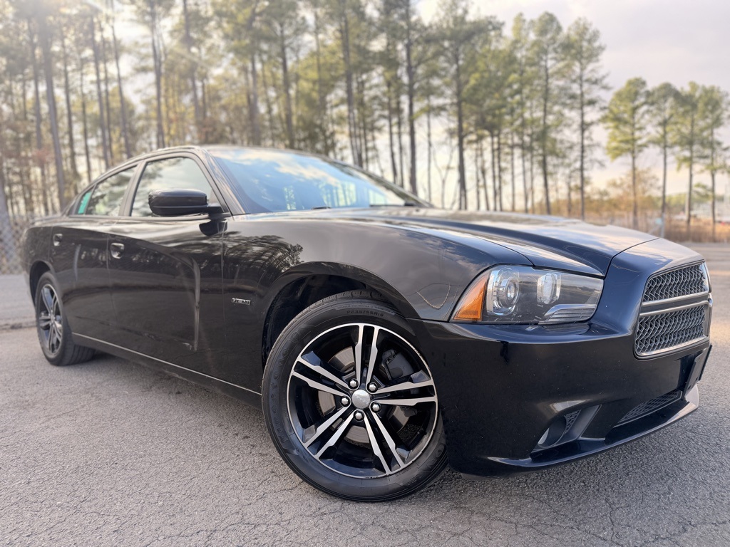 2014 Dodge Charger R/T's photo