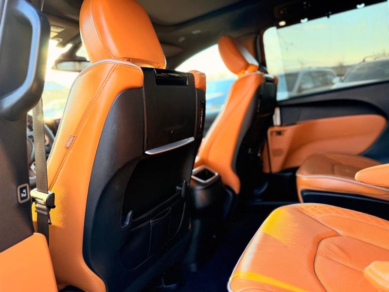 2022 CHRYSLER PACIFICA HYBRID PINNACLE