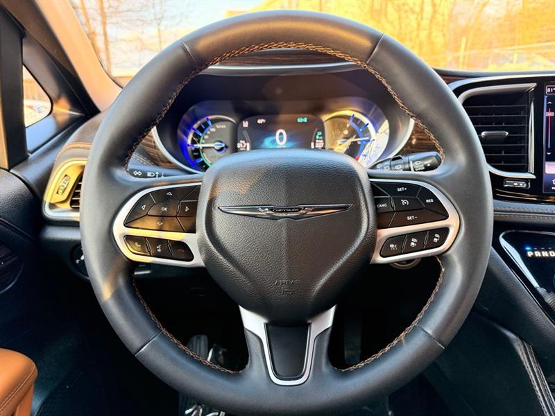 2022 CHRYSLER PACIFICA HYBRID PINNACLE
