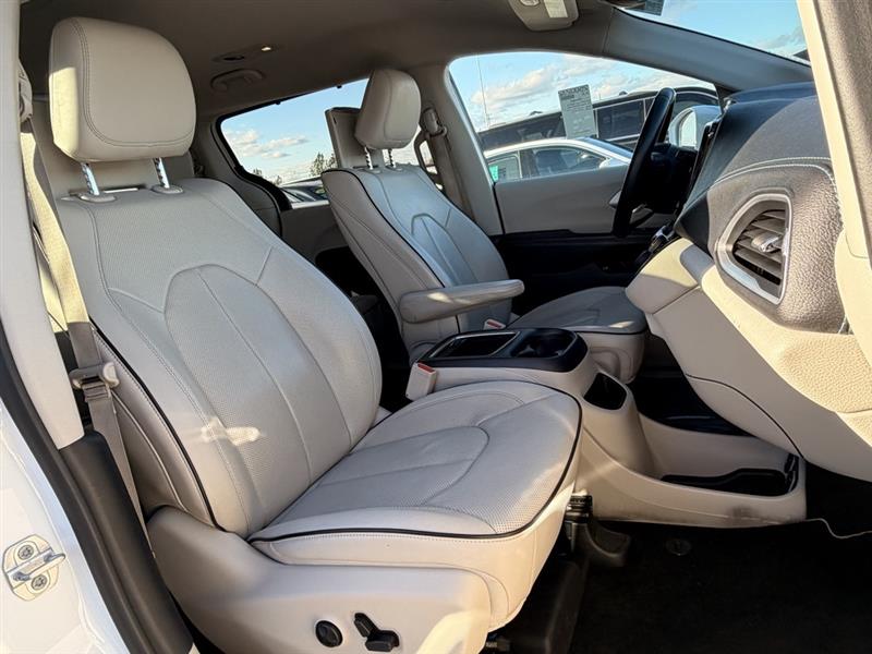 2018 CHRYSLER PACIFICA HYBRID LIMITED