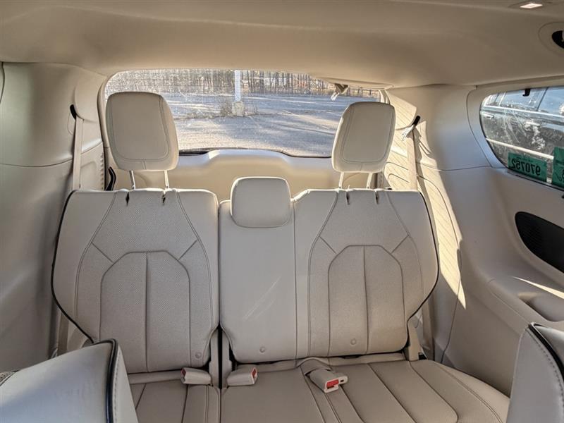 2018 CHRYSLER PACIFICA HYBRID LIMITED